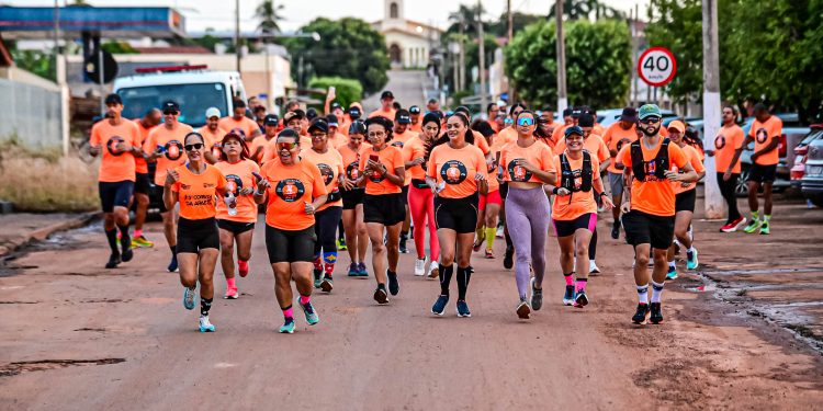 Expresso das 6 reúne cerca de 80 atletas em treinão no feriado de Tiradentes