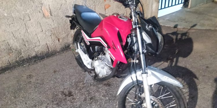 Menor sem habilitação é apreendido após fuga e direção perigosa em Rondonópolis