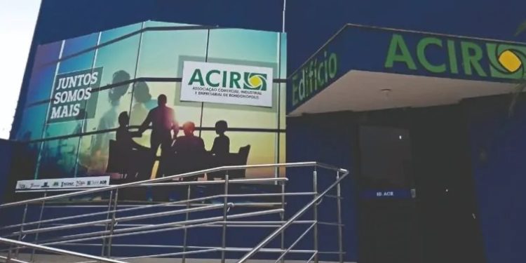 Rondonópolis|Entidade empresarial se opõe a feriado religioso e aponta riscos para geração de empregos