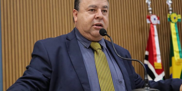 Marisvaldo se afasta do cargo e suplente assume vaga na Câmara de Rondonópolis