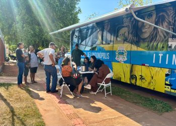 Câmara Itinerante leva atendimento e ouve demandas de moradores do Parque Universitário