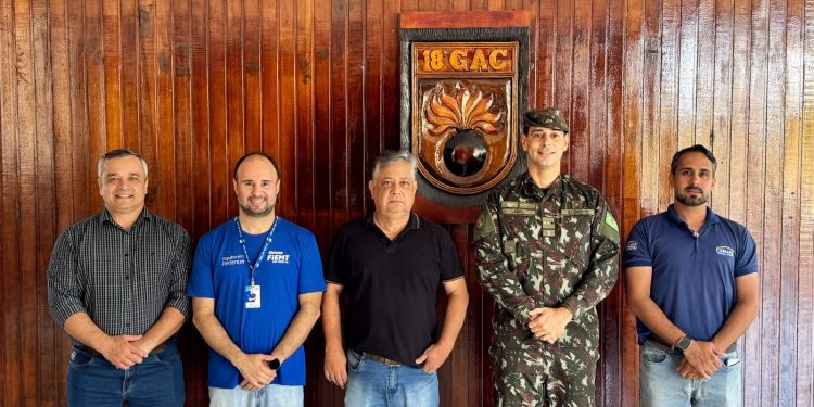 Parceria entre Sinduscon Sul MT, Senai e 18º GAC capacitará jovens para o setor de movelaria